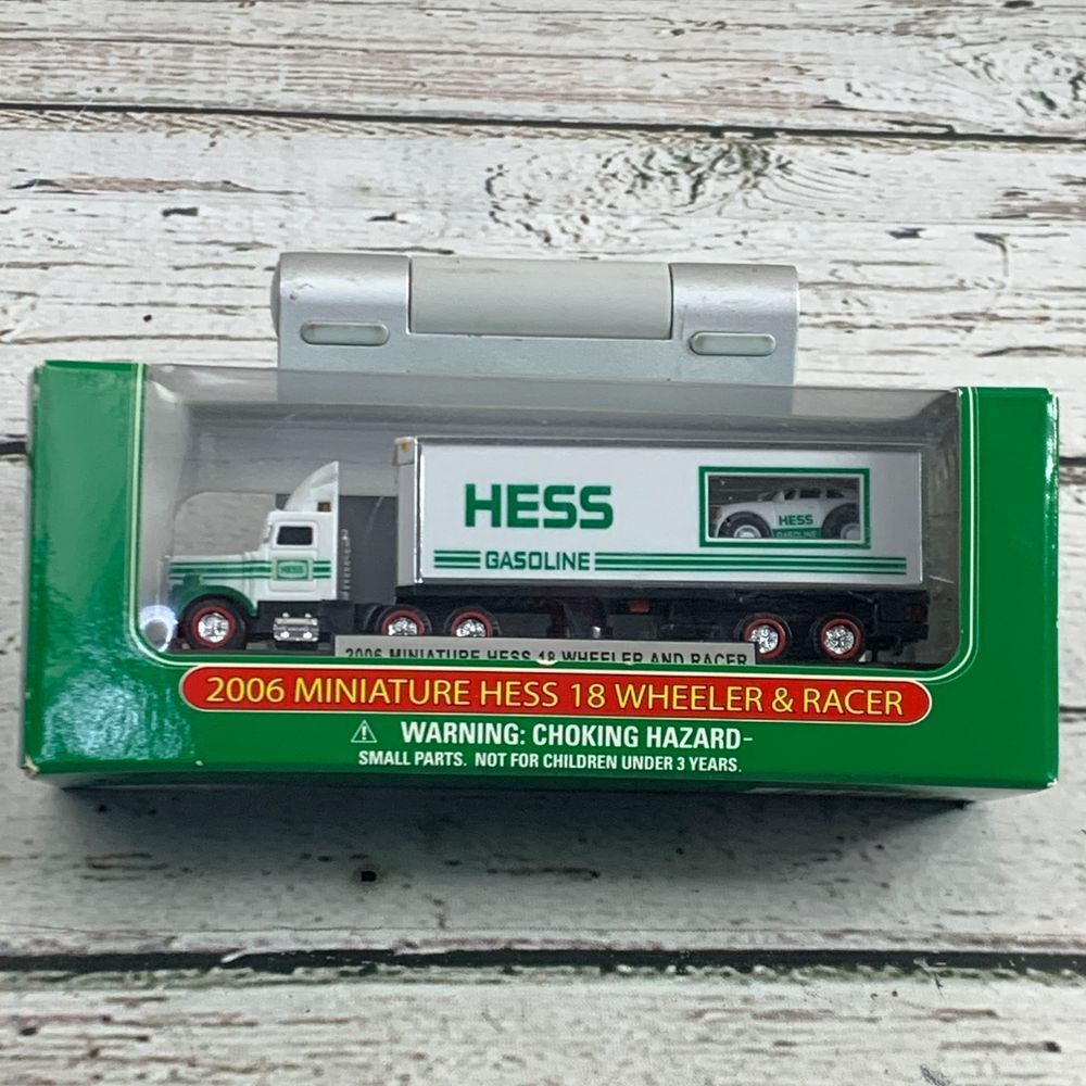 2006 Hess Miniature 18 Wheeler & Racer Truck NEW in Box - Collectible Mint